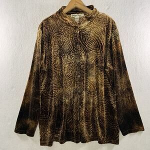 Women Textured Velvet Button Top Sz 1X Boho Artsy Whimsigoth Event Stretch